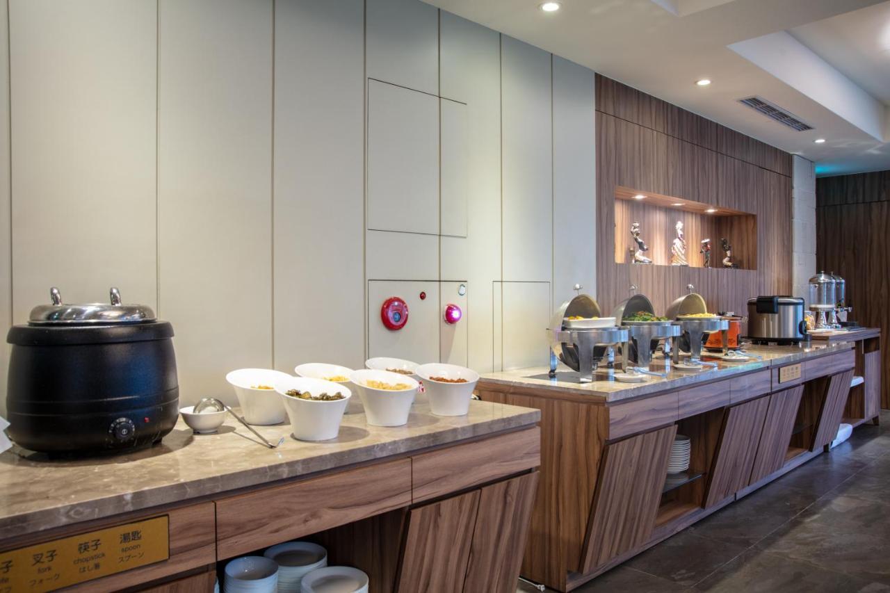 雲富大飯店 Hotel Cloud-Zhongshan Taipei Bagian luar foto