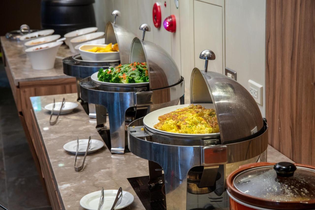 雲富大飯店 Hotel Cloud-Zhongshan Taipei Bagian luar foto