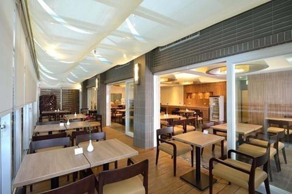 雲富大飯店 Hotel Cloud-Zhongshan Taipei Bagian luar foto
